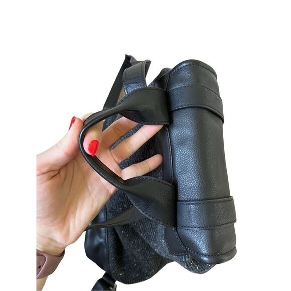 Abercrombie and Fitch Women Black Backpack Wool Blend Gray Black - Picture 8 of 16